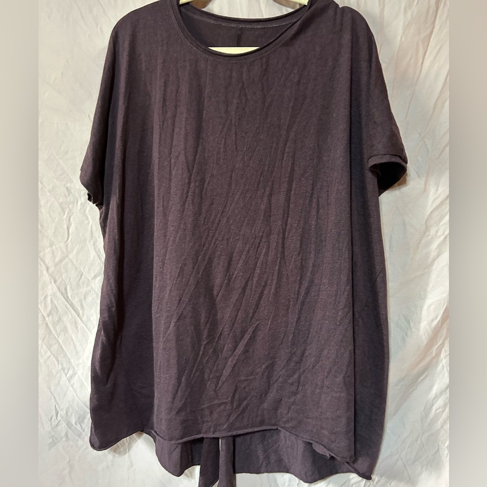 Balance athletica tshirt